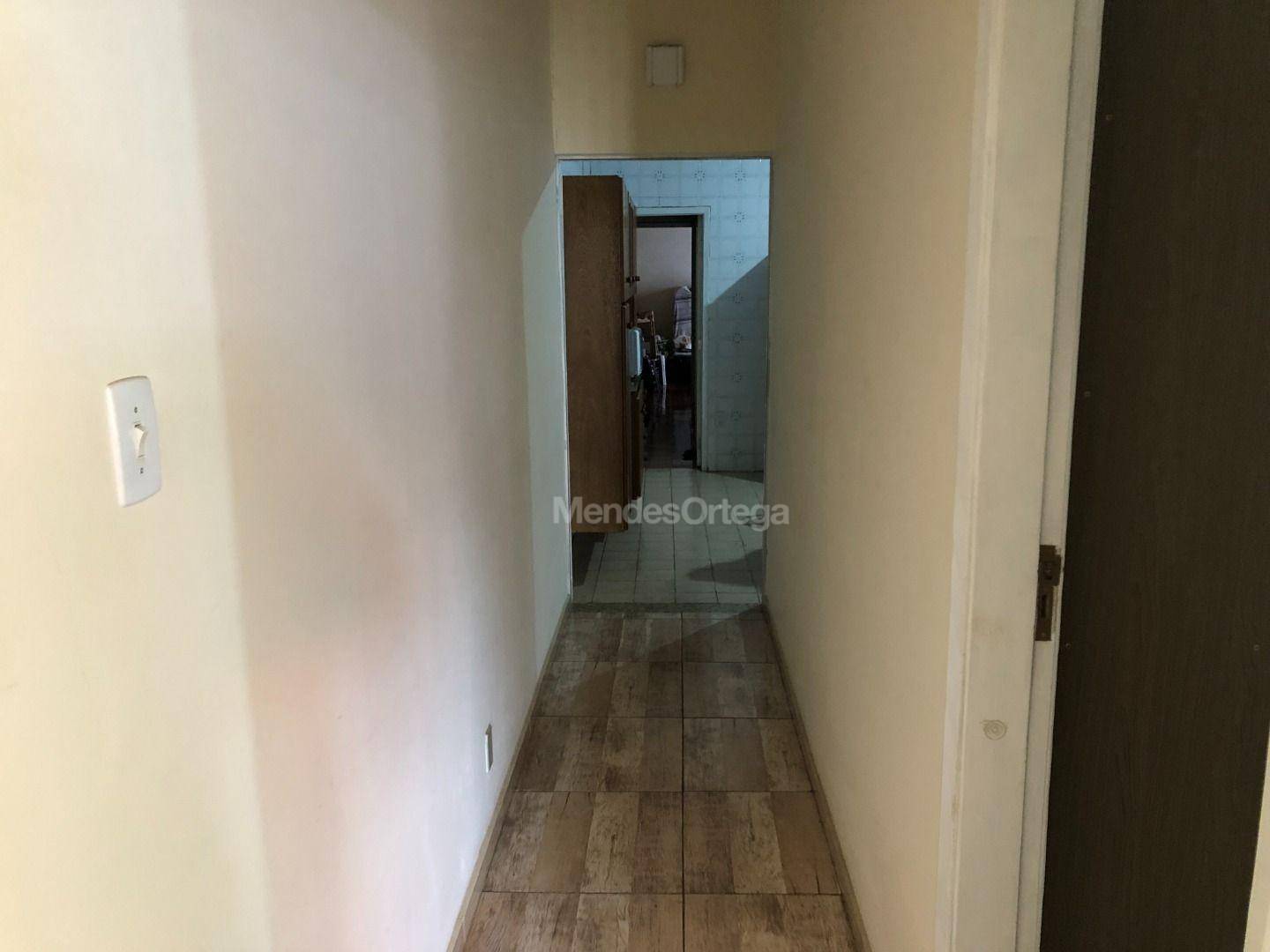 Casa à venda com 3 quartos, 120m² - Foto 2