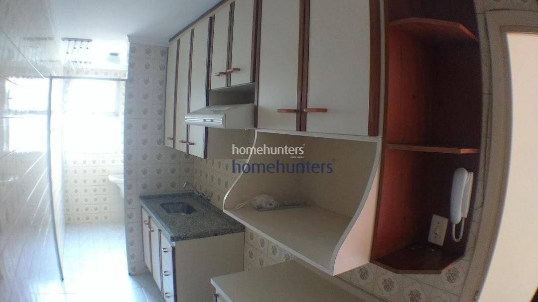 Apartamento à venda com 2 quartos, 70m² - Foto 21