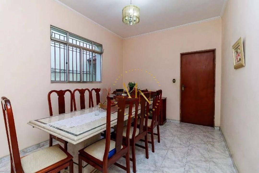 Casa para alugar com 4 quartos, 205m² - Foto 6