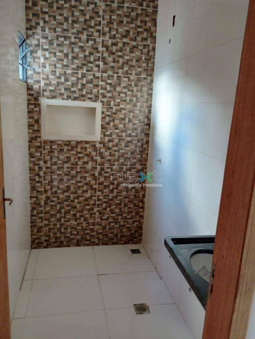 Casa à venda com 2 quartos, 65m² - Foto 11