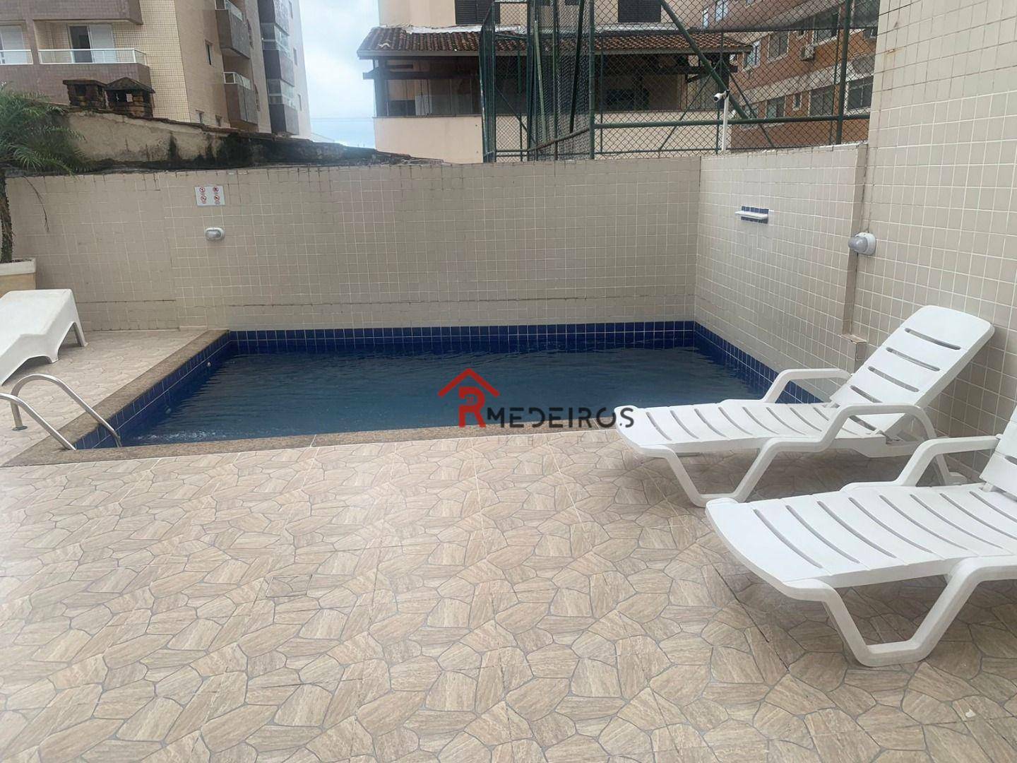 Apartamento à venda com 1 quarto, 45m² - Foto 1