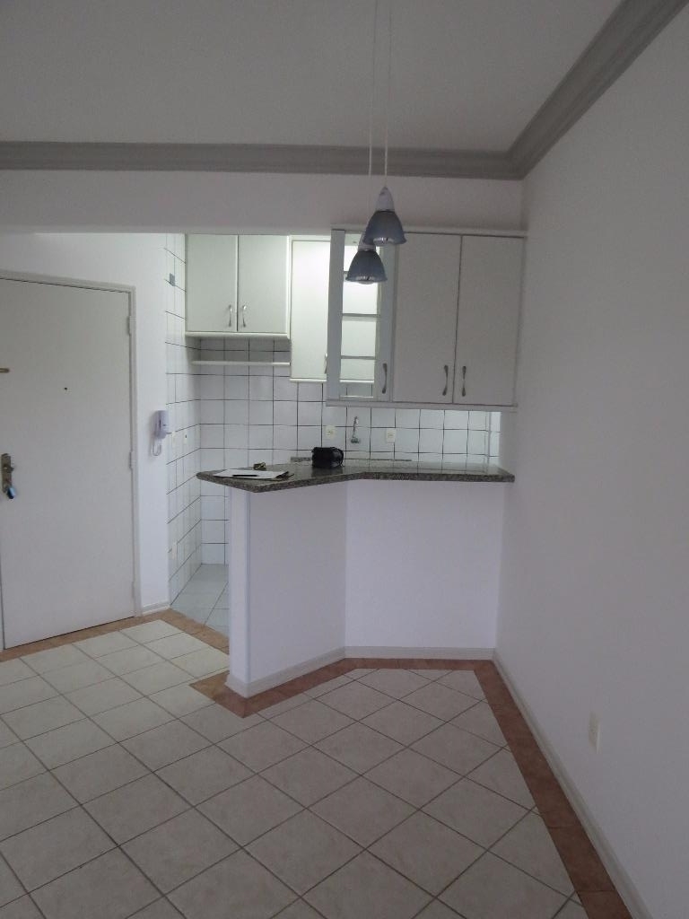 Apartamento à venda com 3 quartos, 72m² - Foto 6