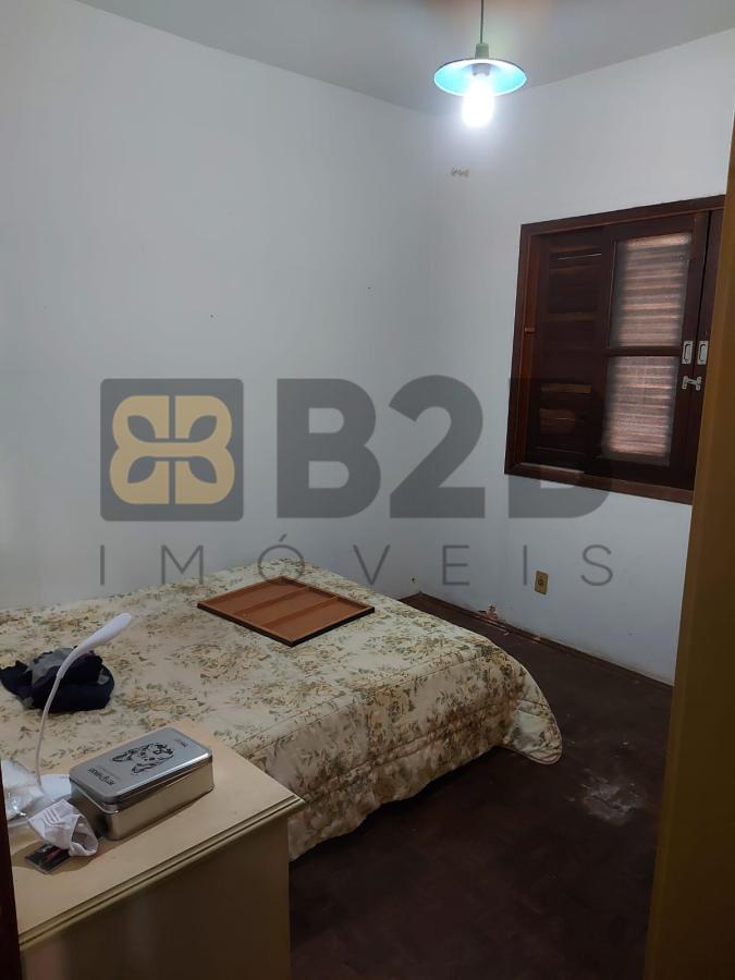 Casa à venda com 5 quartos, 232m² - Foto 22