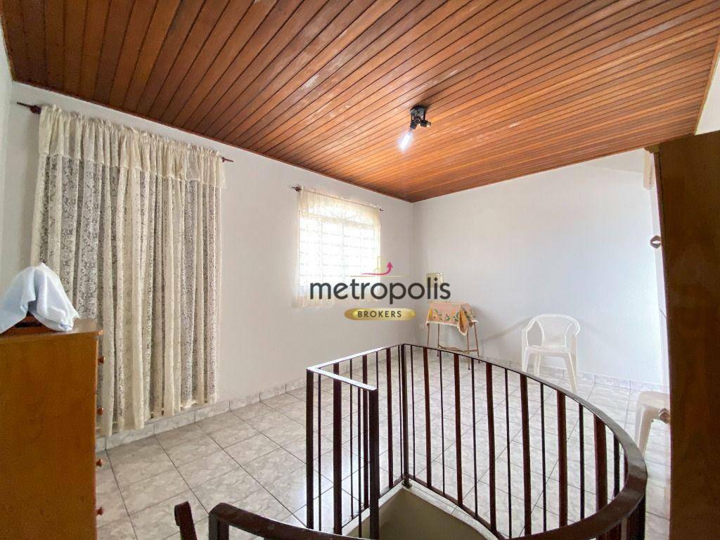 Sobrado à venda com 3 quartos, 240m² - Foto 27