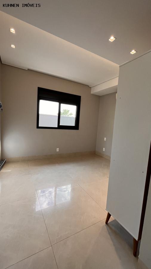 Casa de Condomínio à venda com 4 quartos, 469m² - Foto 19