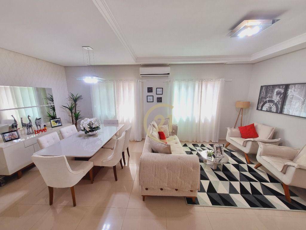 Casa de Condomínio à venda com 3 quartos, 224m² - Foto 5