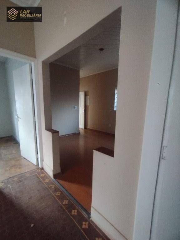 Casa à venda com 3 quartos, 231m² - Foto 23