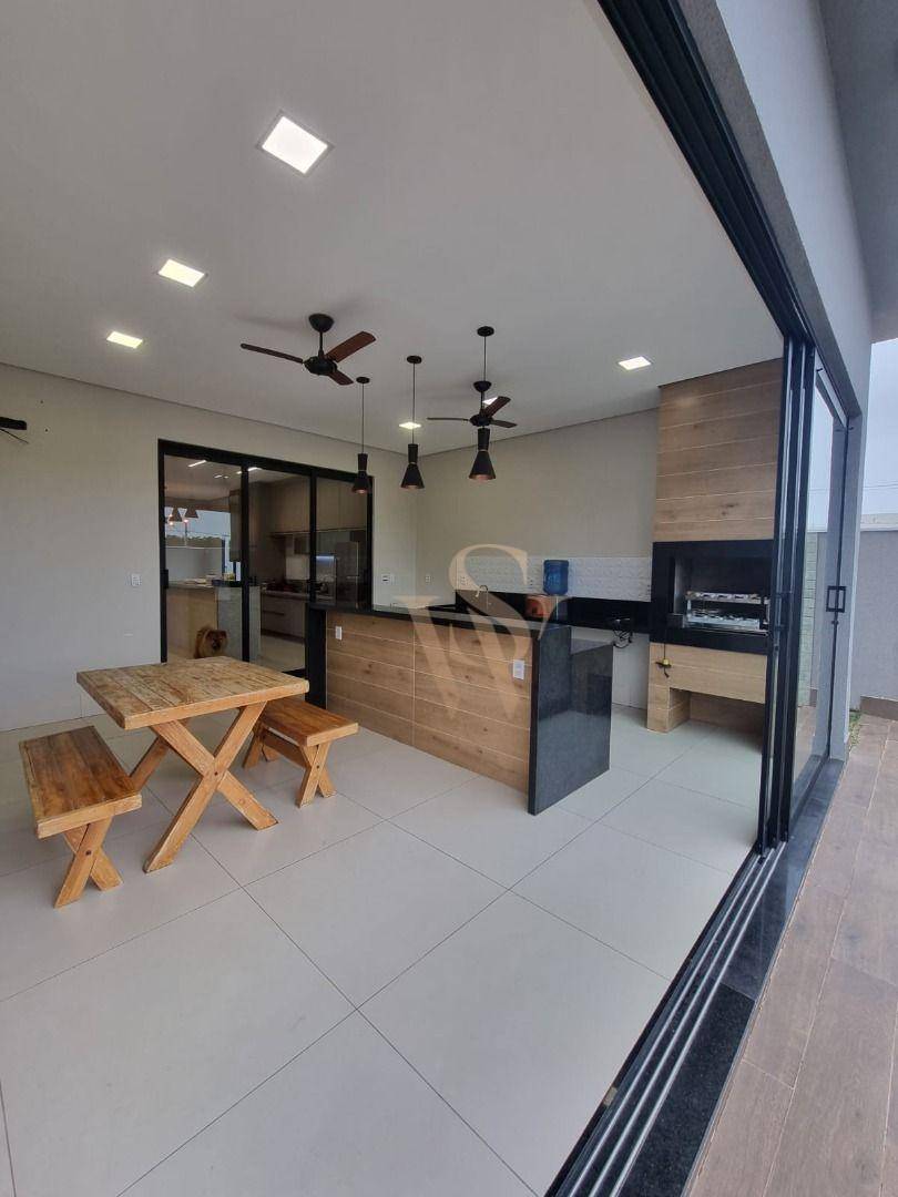 Sobrado à venda com 5 quartos, 254m² - Foto 33