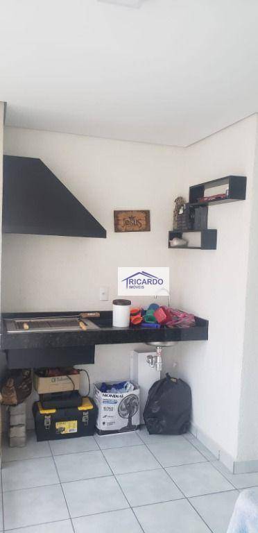 Apartamento à venda com 3 quartos, 81m² - Foto 23