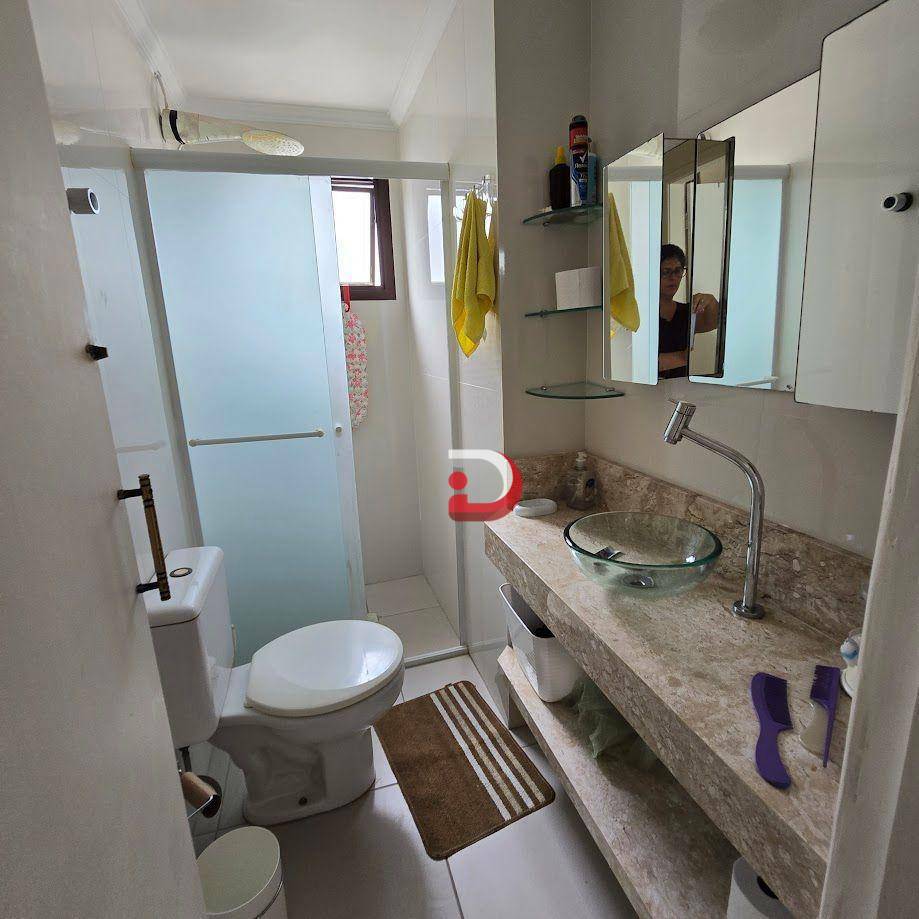 Apartamento para alugar com 4 quartos, 148m² - Foto 28