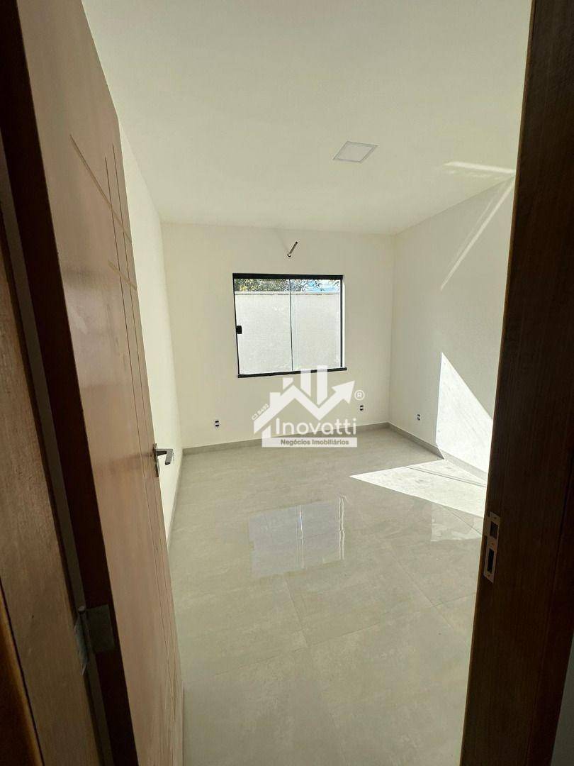 Casa à venda com 3 quartos, 105m² - Foto 4