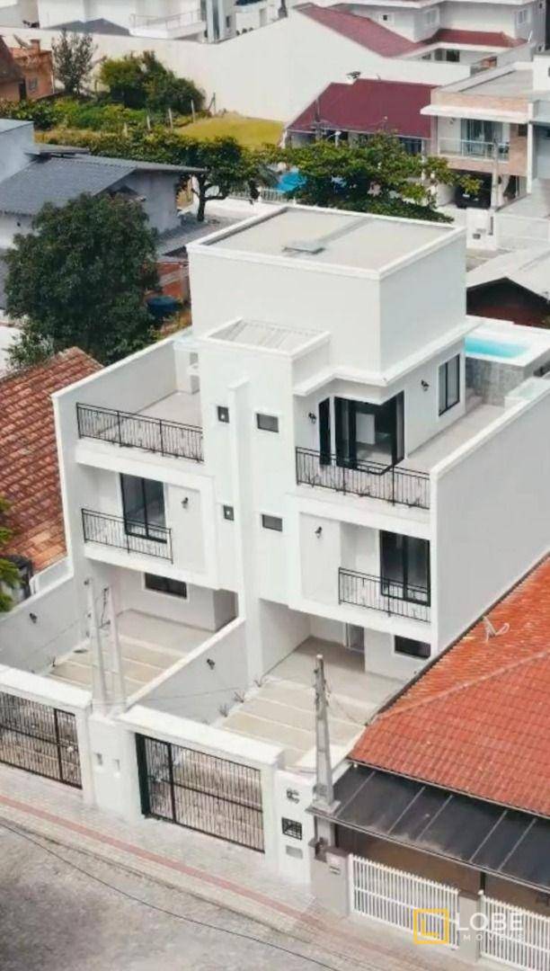 Casa, 3 quartos, 205 m² - Foto 2