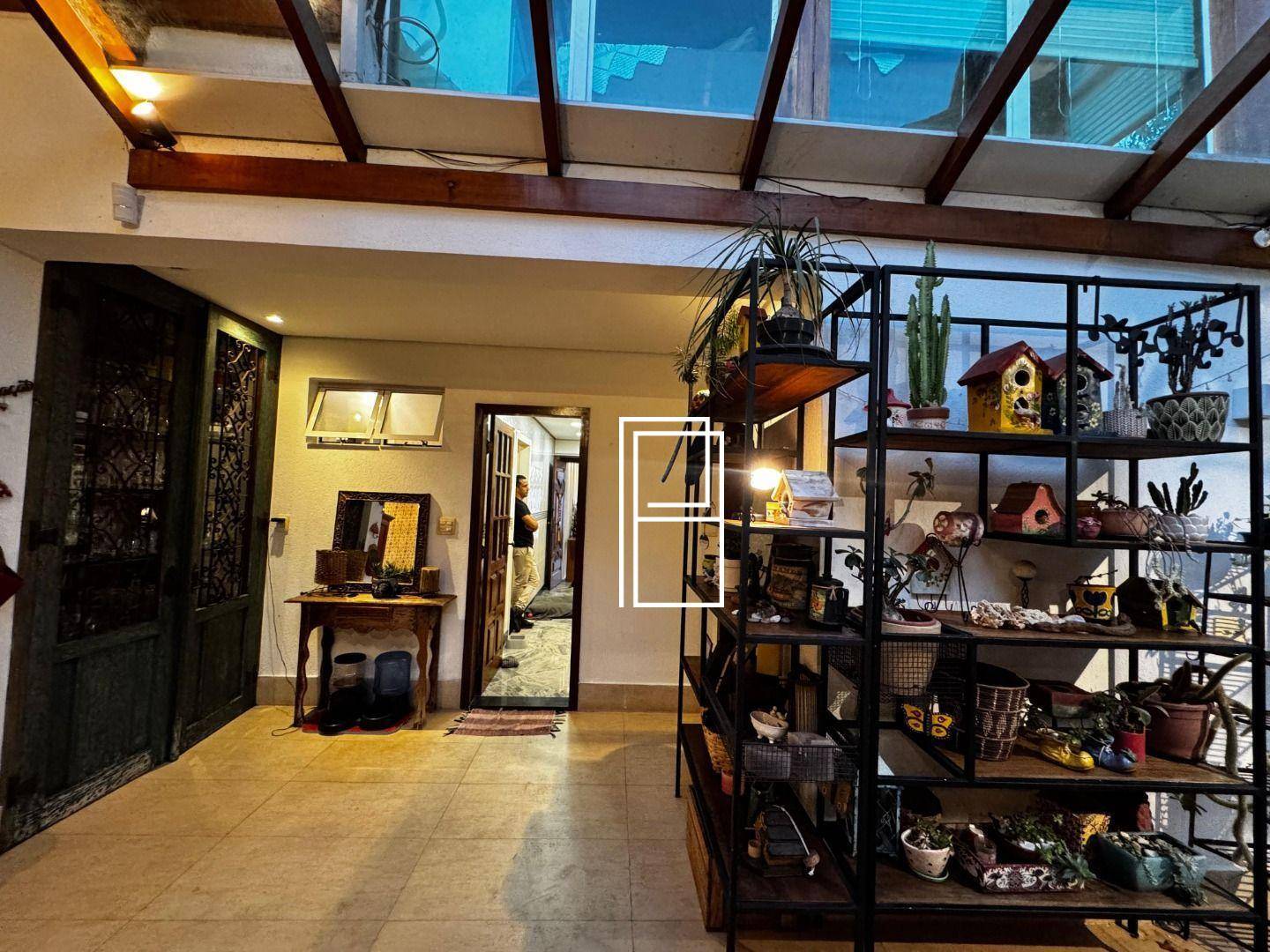 Casa à venda com 4 quartos, 300m² - Foto 24