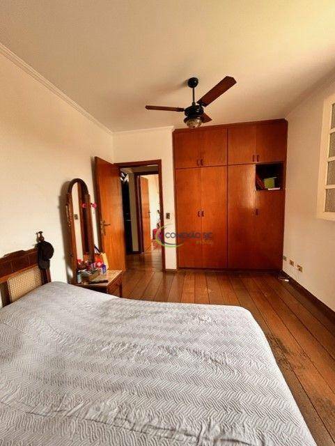 Casa de Condomínio à venda com 4 quartos, 260m² - Foto 30