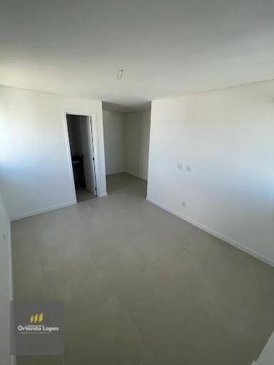 Apartamento à venda com 2 quartos, 82m² - Foto 4