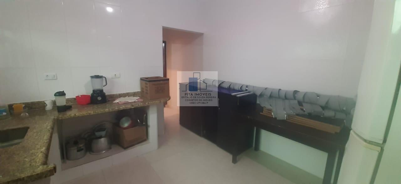 Casa à venda com 2 quartos, 157m² - Foto 17