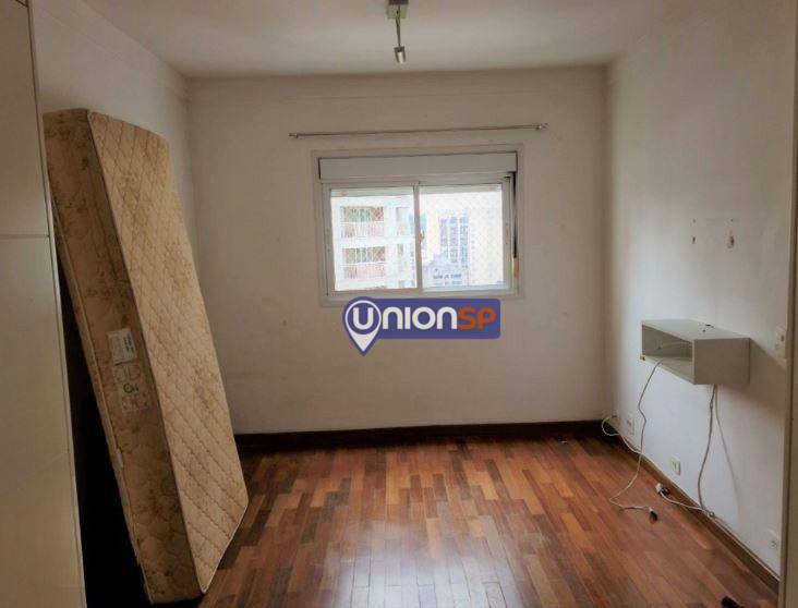 Apartamento à venda com 3 quartos, 112m² - Foto 4