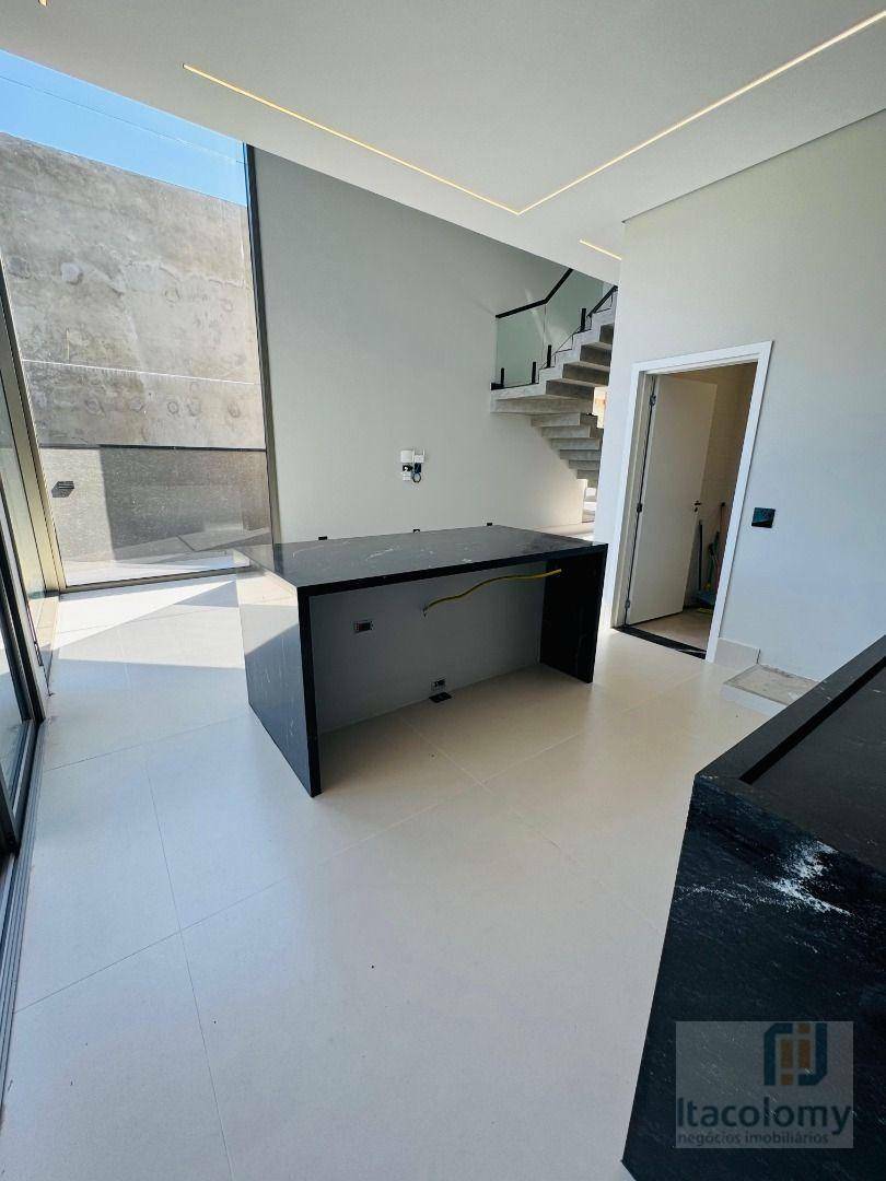 Casa de Condomínio à venda com 3 quartos, 265m² - Foto 13