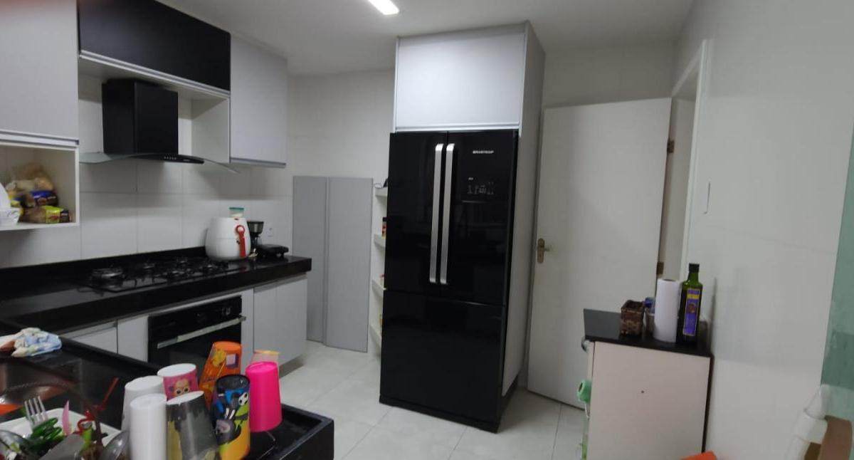 Casa de Condomínio à venda com 3 quartos, 250m² - Foto 16