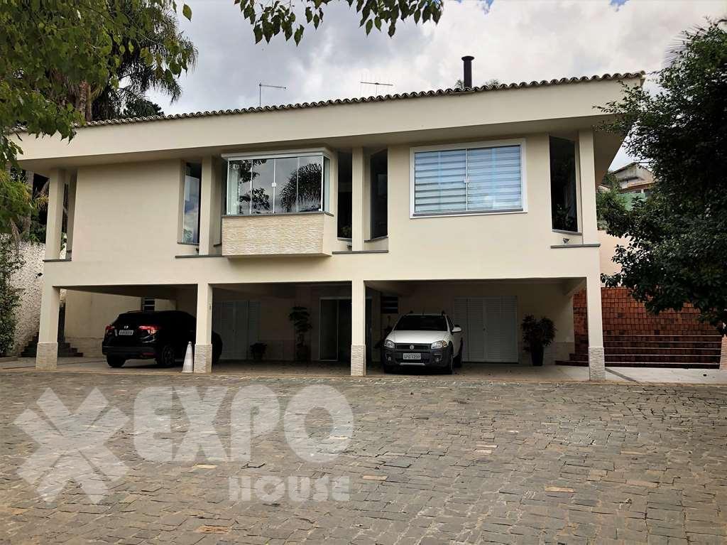 Casa à venda com 4 quartos, 1311m² - Foto 2