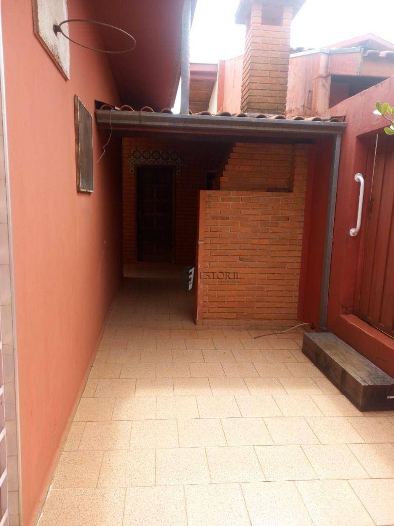 Casa à venda com 3 quartos, 300M2 - Foto 16