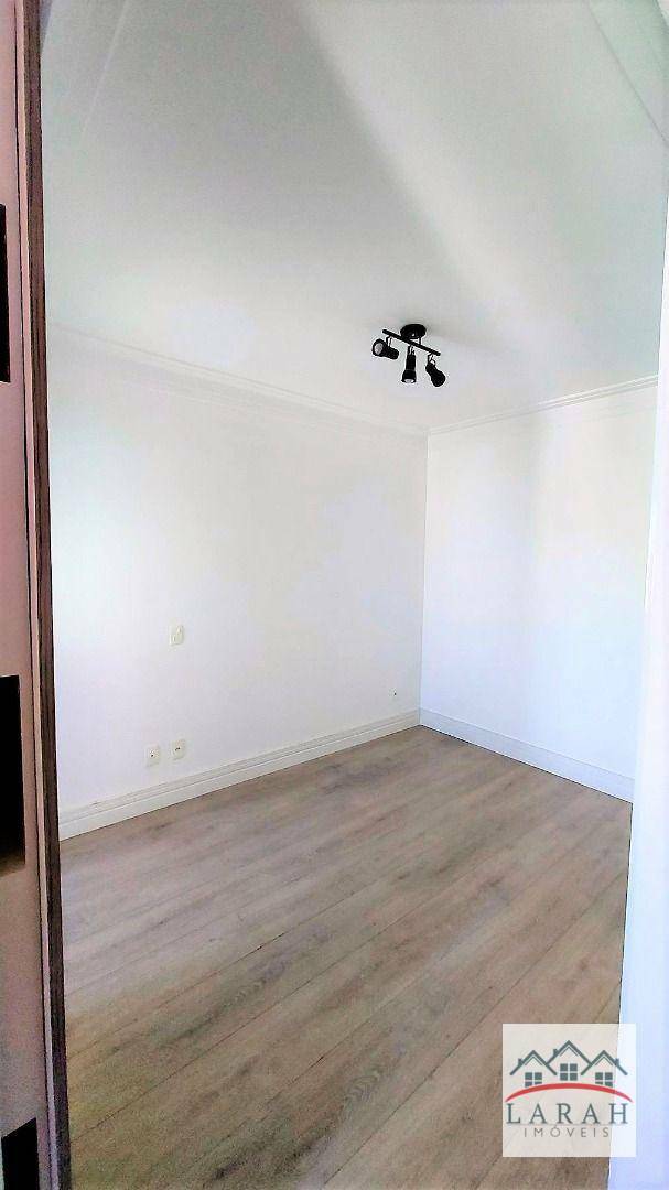 Apartamento para alugar com 2 quartos, 70m² - Foto 8