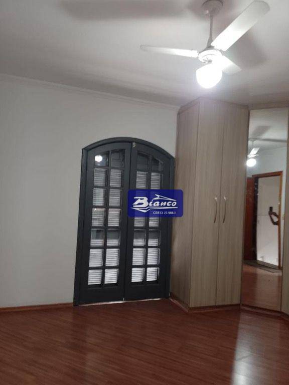 Sobrado à venda com 3 quartos, 193m² - Foto 5