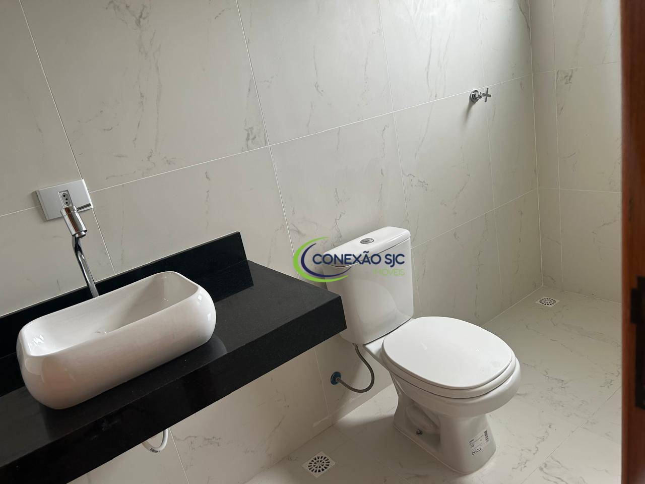 Sobrado à venda e aluguel com 4 quartos, 240m² - Foto 13