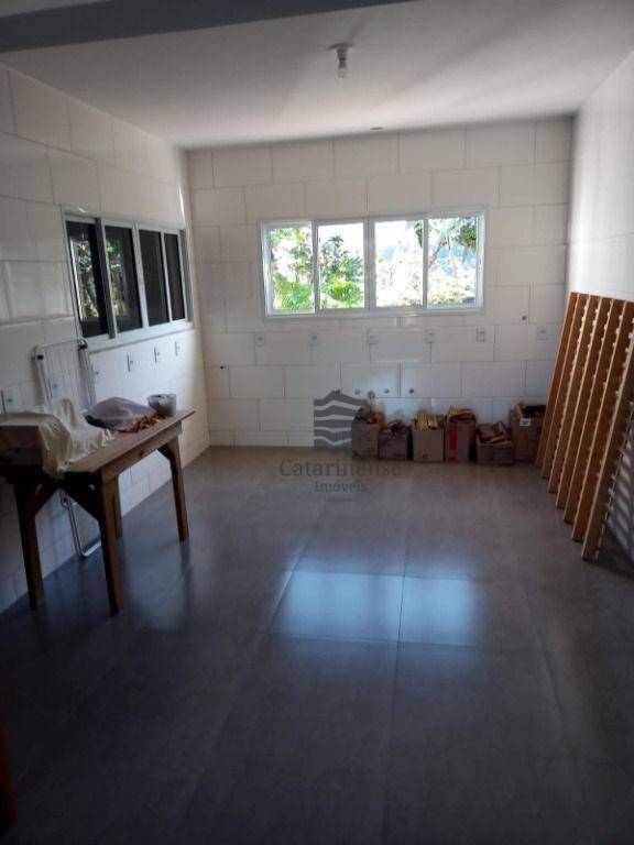 Casa à venda com 2 quartos, 133m² - Foto 28