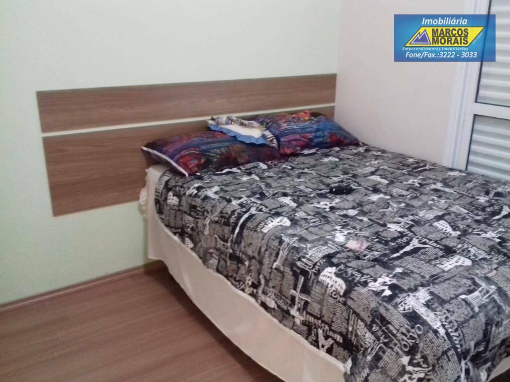 Casa de Condomínio à venda com 3 quartos, 250m² - Foto 6