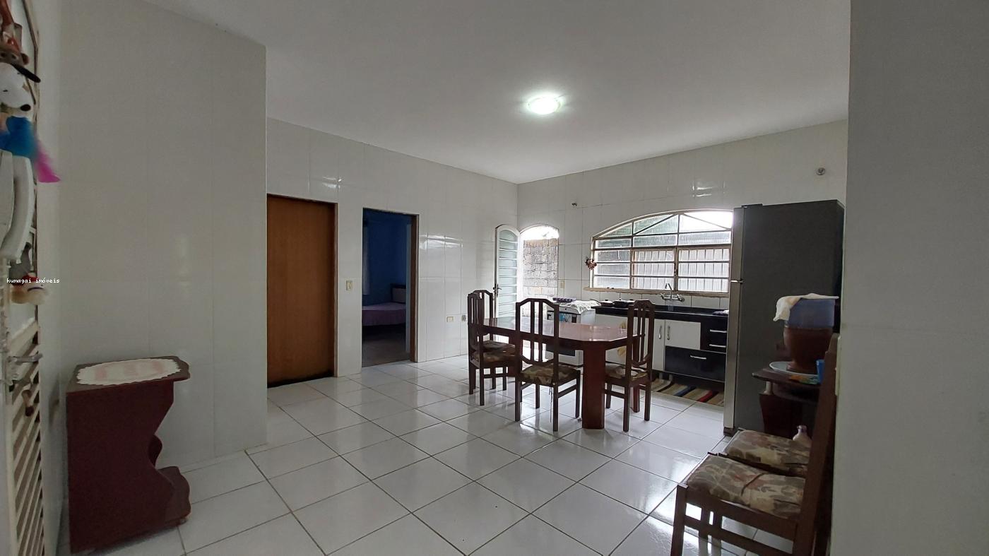 Casa à venda com 3 quartos, 500m² - Foto 4