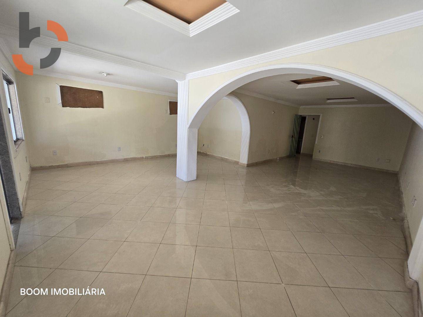 Casa de Condomínio à venda com 6 quartos, 300m² - Foto 44