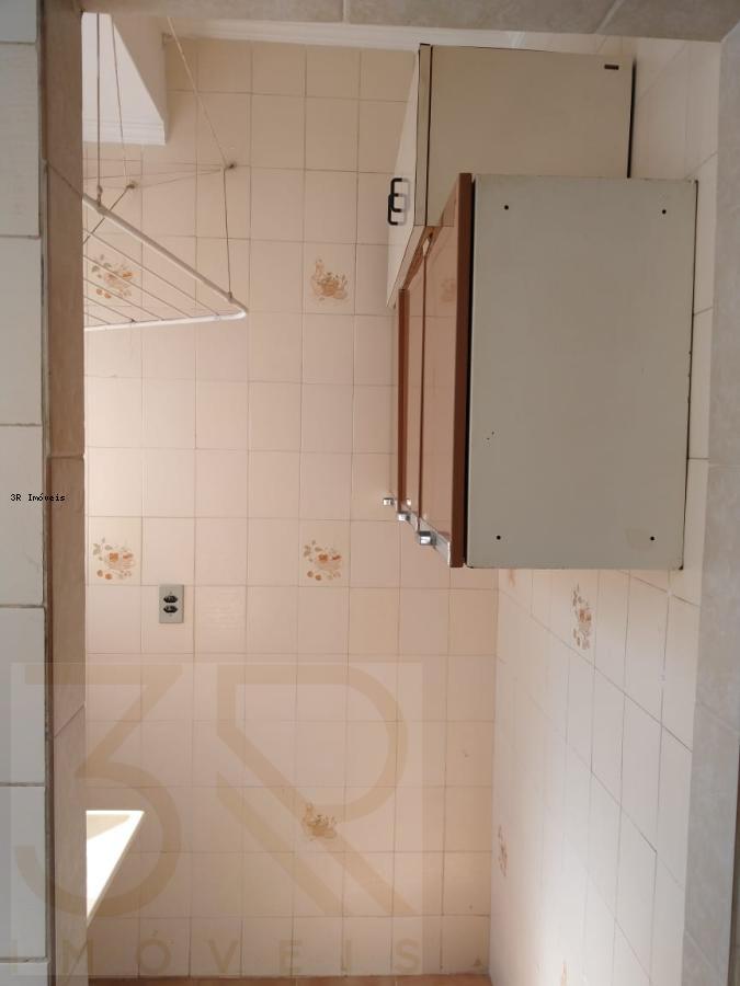 Apartamento para alugar com 2 quartos, 53m² - Foto 15