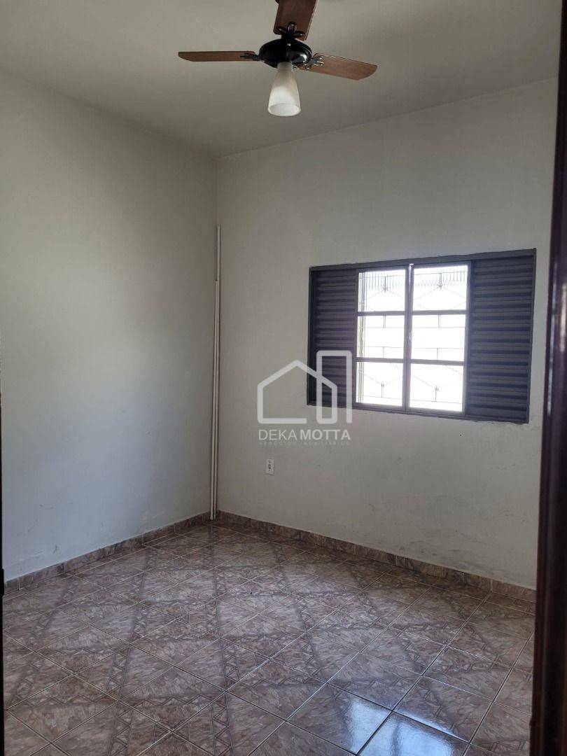 Casa à venda com 4 quartos, 100m² - Foto 8