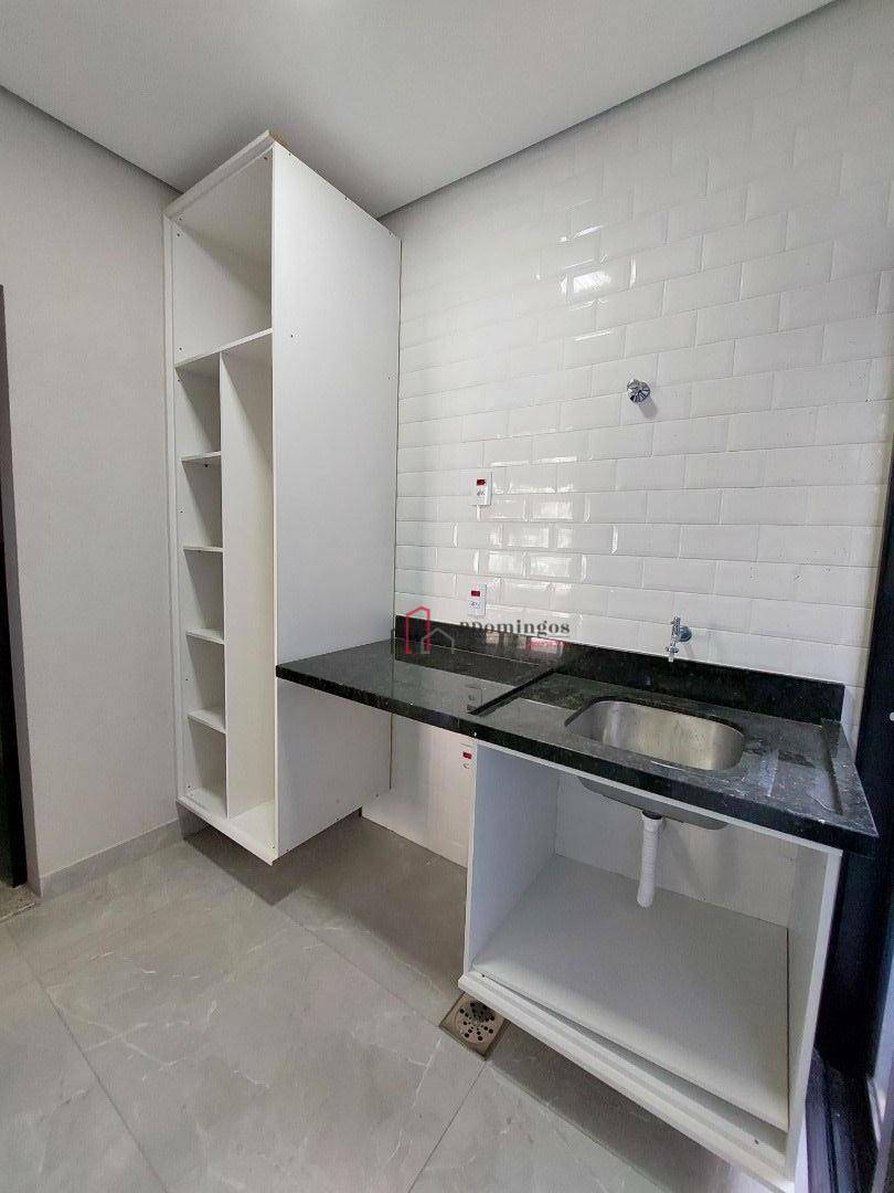 Sobrado à venda com 4 quartos, 256m² - Foto 10