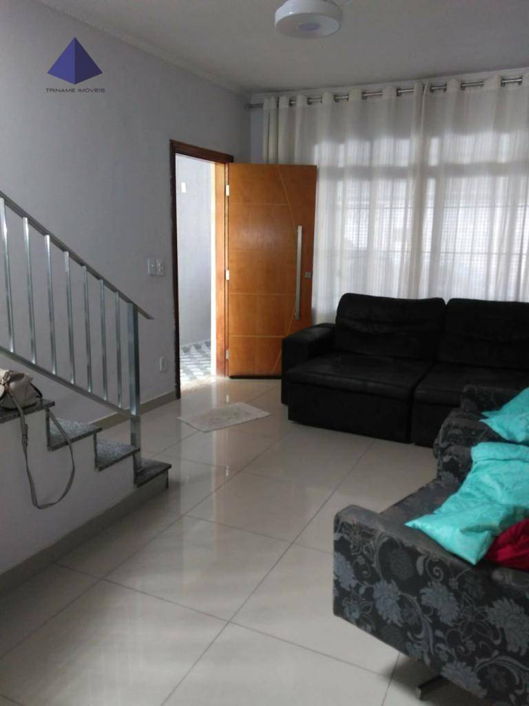 Sobrado à venda com 3 quartos, 200m² - Foto 1