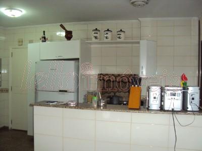 Apartamento à venda com 3 quartos, 250m² - Foto 2