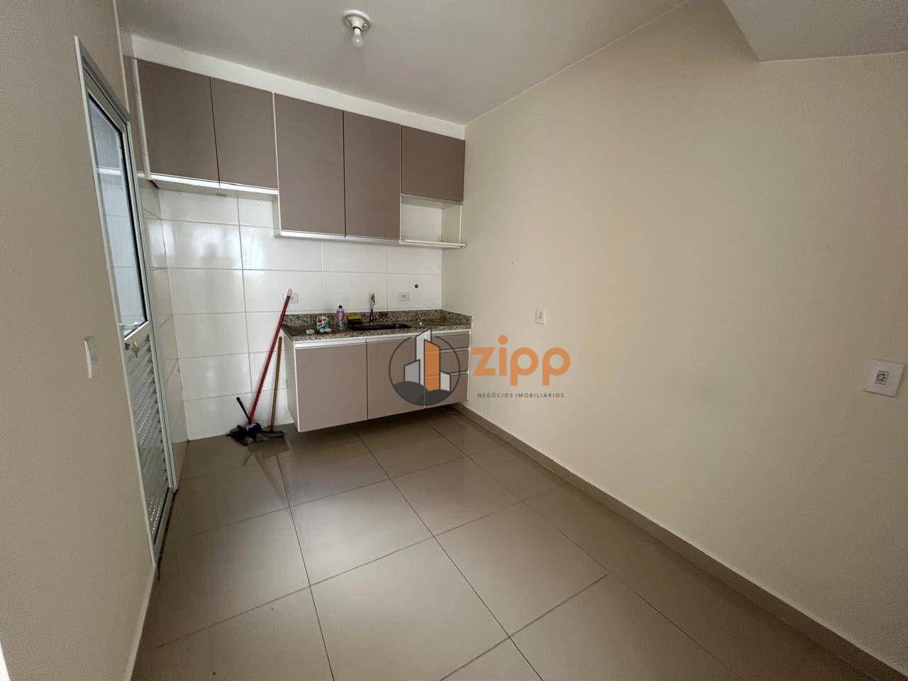 Apartamento para alugar com 2 quartos, 55m² - Foto 12