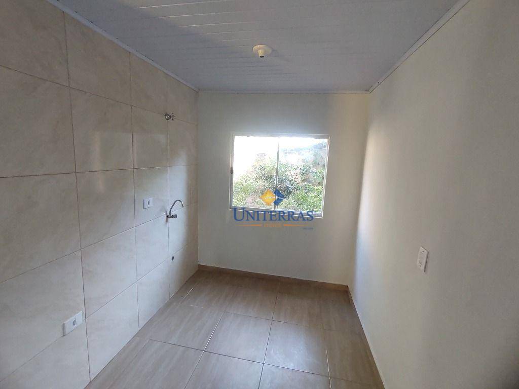 Casa para alugar com 2 quartos, 45m² - Foto 10