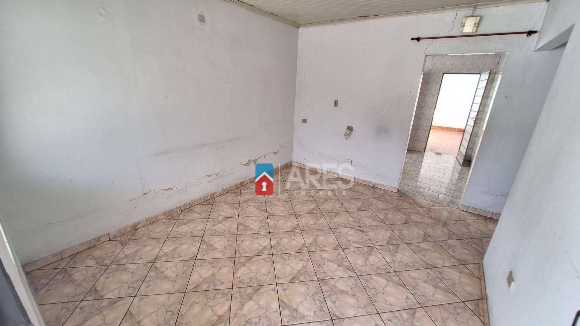 Casa à venda com 3 quartos, 157m² - Foto 5