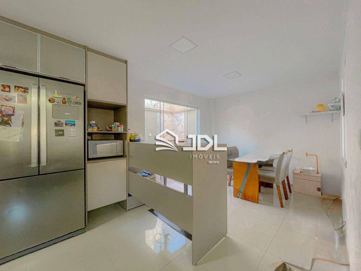 Casa à venda com 3 quartos, 111m² - Foto 12