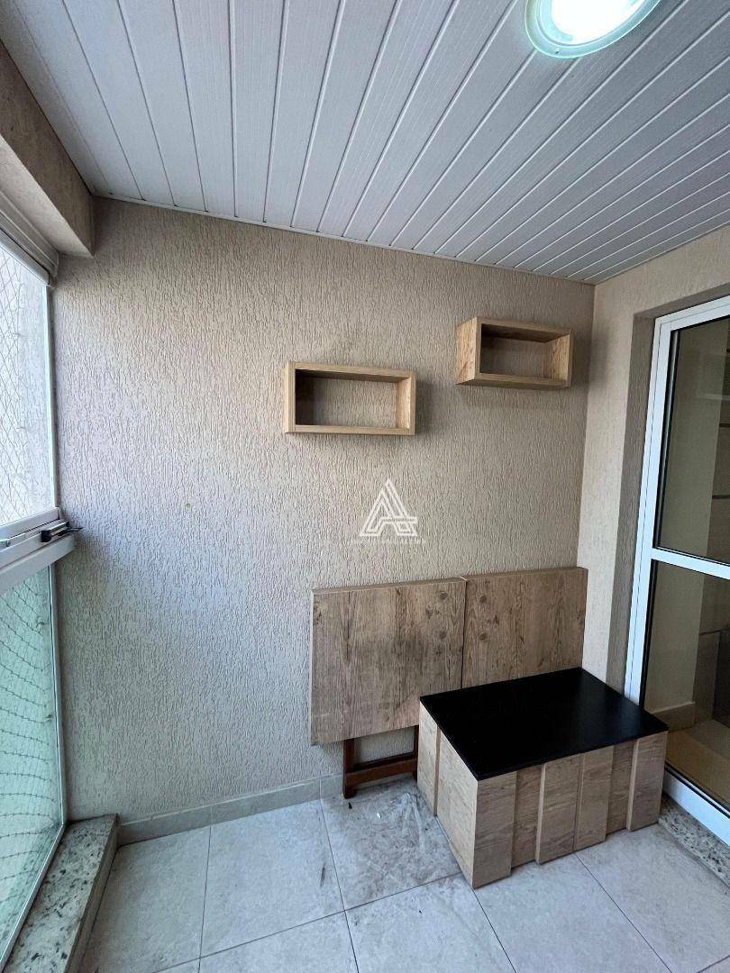 Apartamento à venda com 3 quartos, 84m² - Foto 11