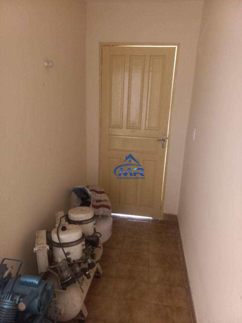 Casa à venda com 3 quartos, 130m² - Foto 9