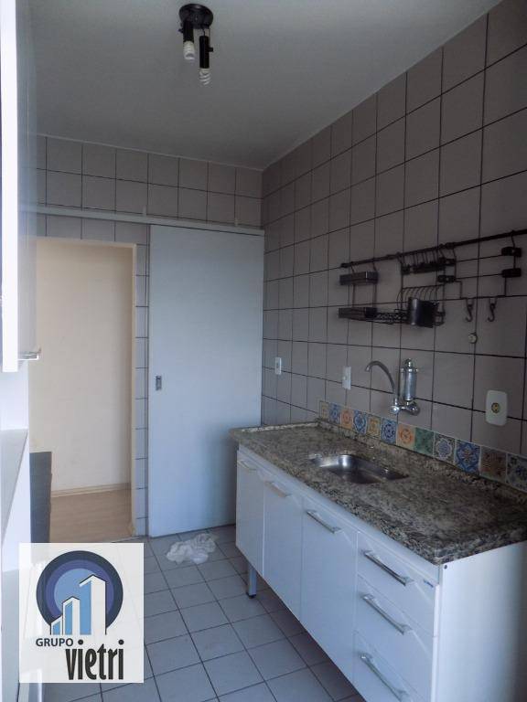 Apartamento para alugar com 2 quartos, 62m² - Foto 4