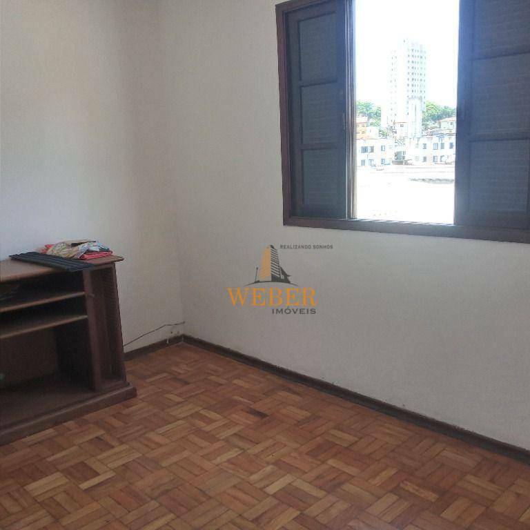 Casa à venda com 4 quartos, 150m² - Foto 15