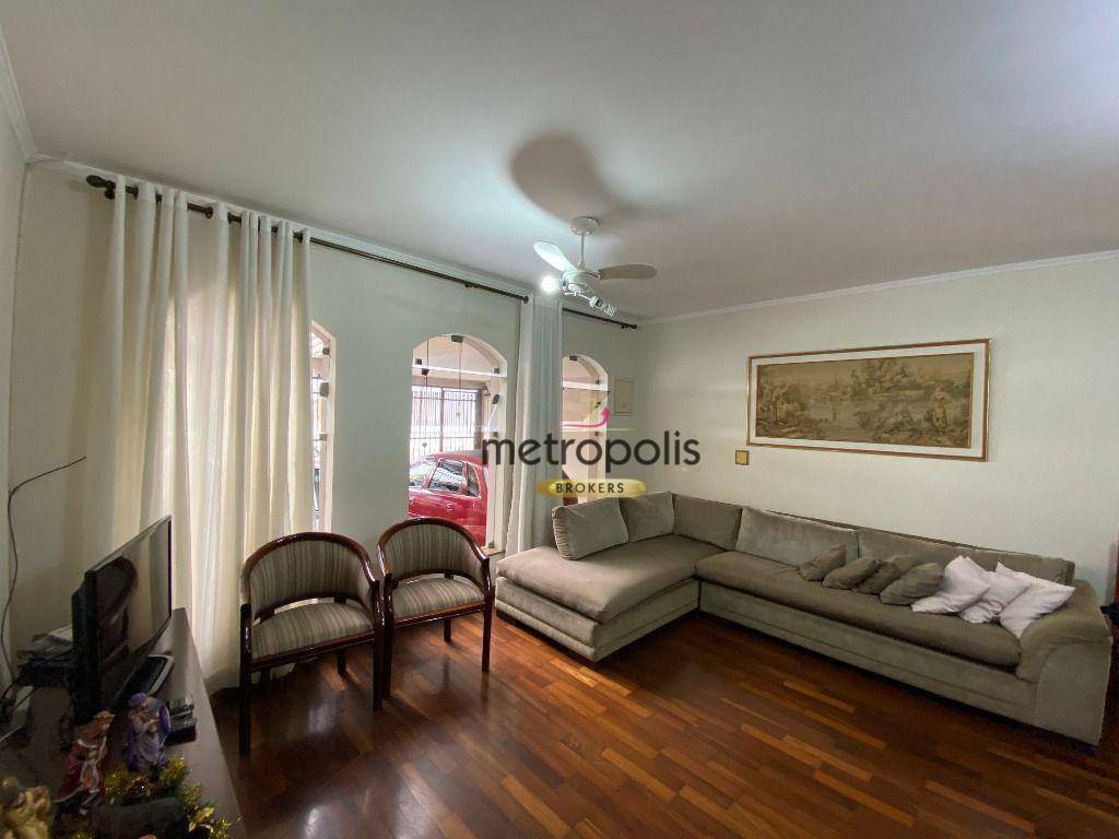 Sobrado à venda com 2 quartos, 180m² - Foto 2