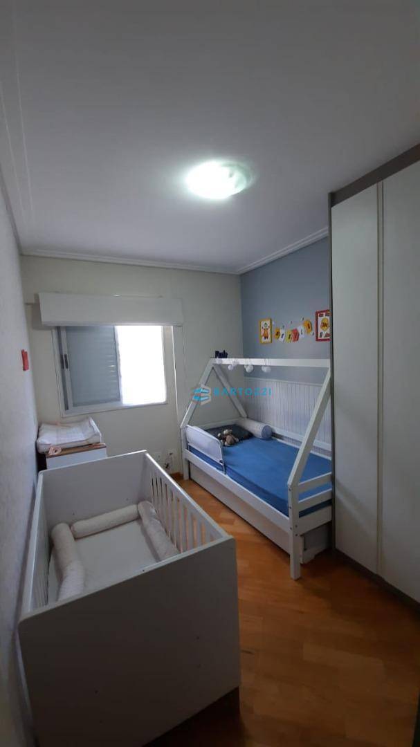 Apartamento à venda com 2 quartos, 65m² - Foto 11