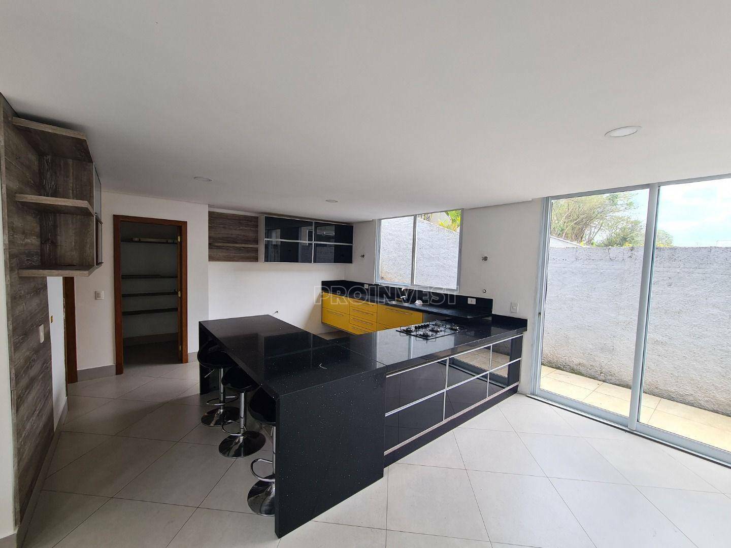 Casa de Condomínio à venda com 3 quartos, 216m² - Foto 7