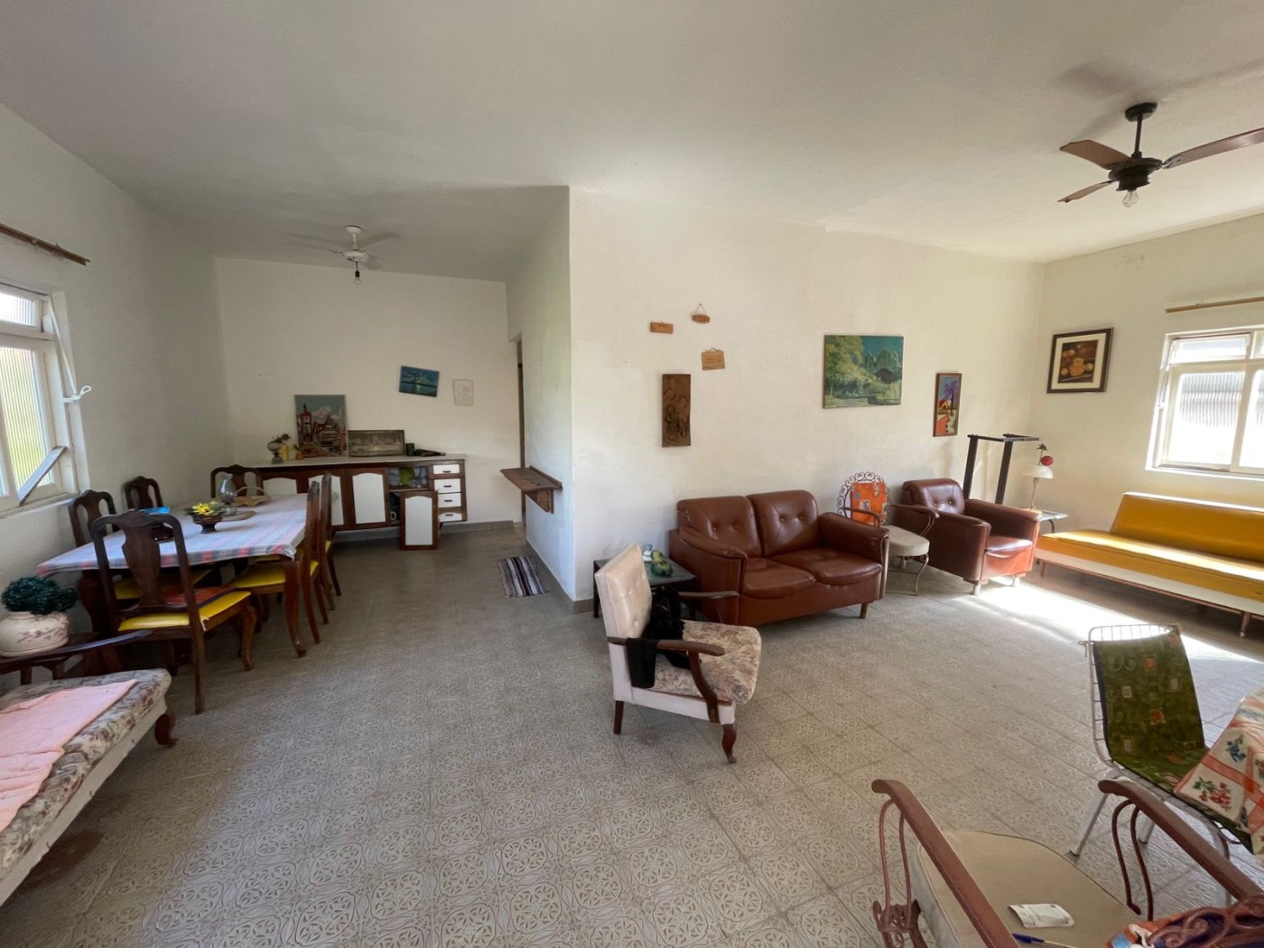 Casa à venda com 3 quartos, 337m² - Foto 3