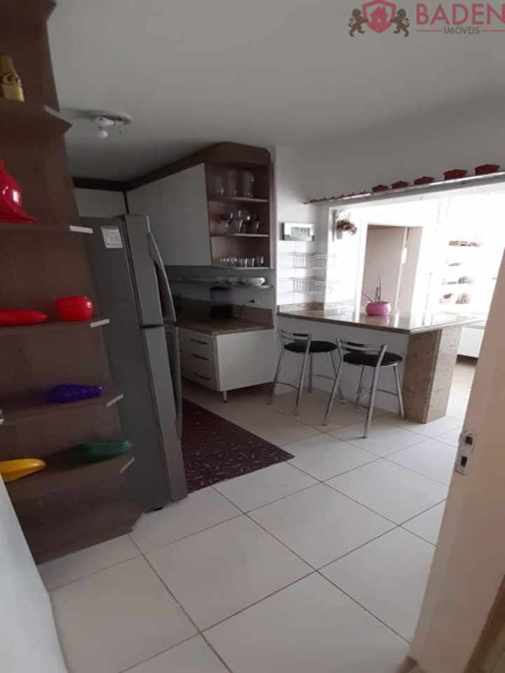 Apartamento à venda com 3 quartos, 140m² - Foto 20